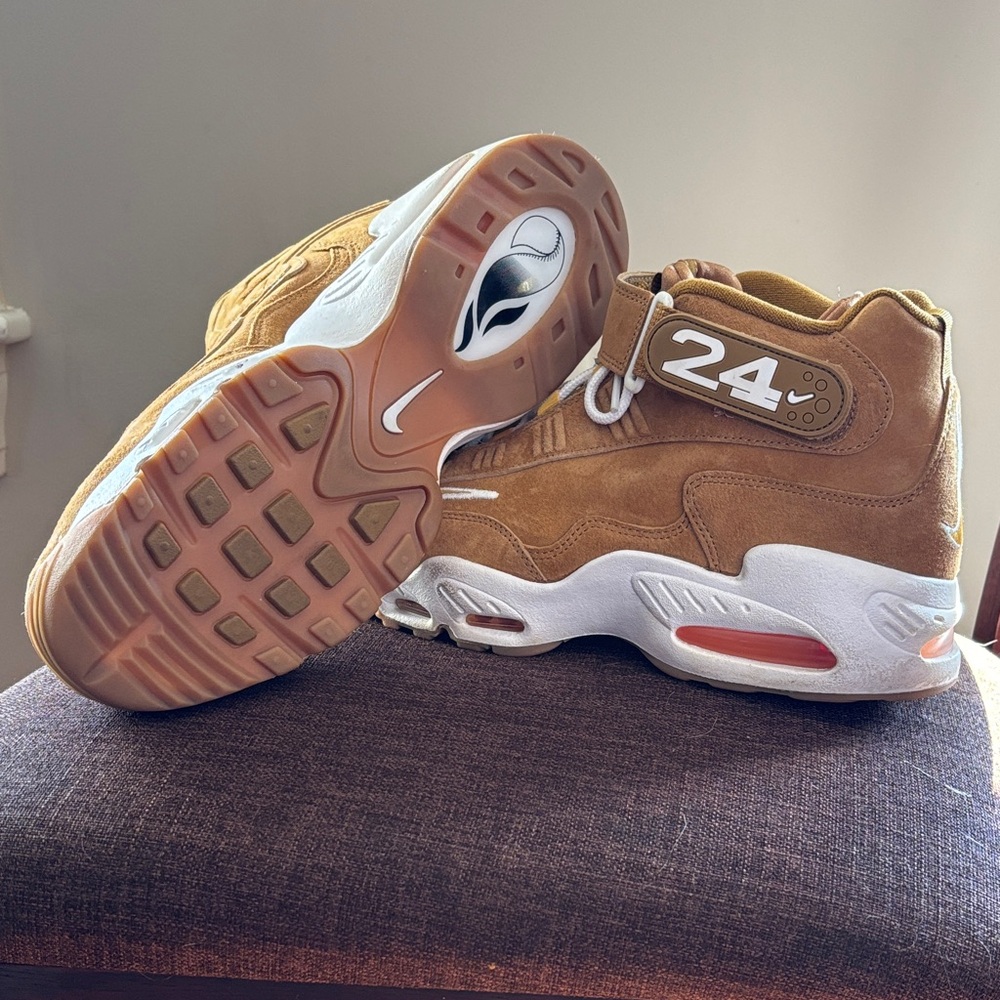 Like New!  Worn twice. Nike Air Griffey Max 1 Brown and White Sneakers